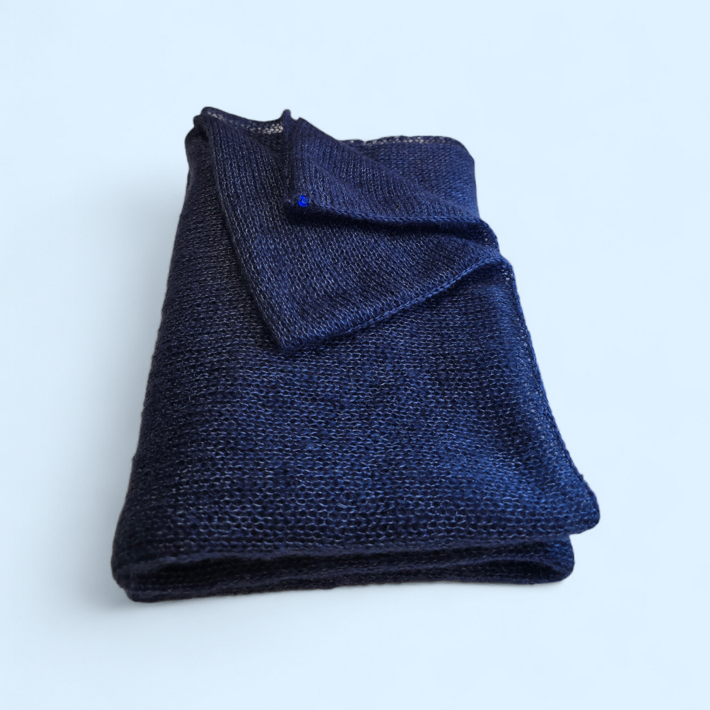 KÖNIGSBLAUER INFINITY-SEIDE-MOHAIR-SCHAL