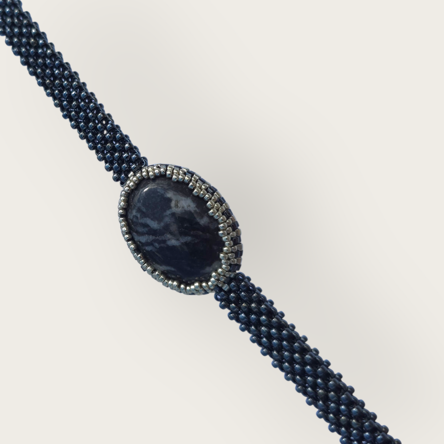ZEBRA JASPER ARMBAND