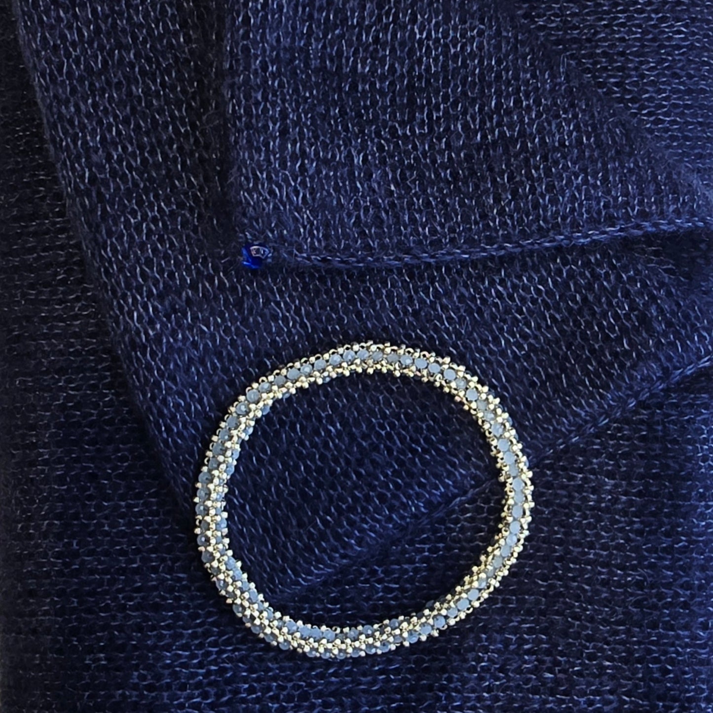 KÖNIGSBLAUER INFINITY-SEIDE-MOHAIR-SCHAL 