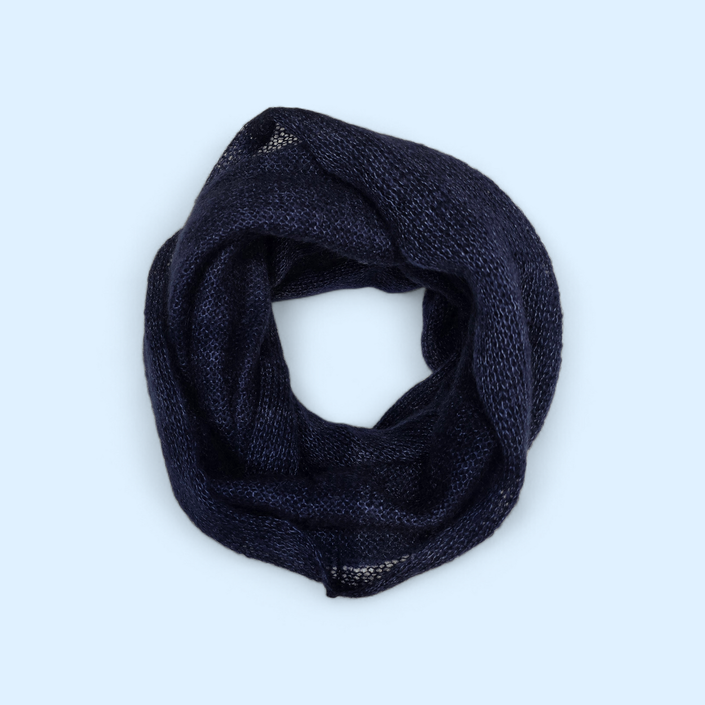 KÖNIGSBLAUER INFINITY-SEIDE-MOHAIR-SCHAL 