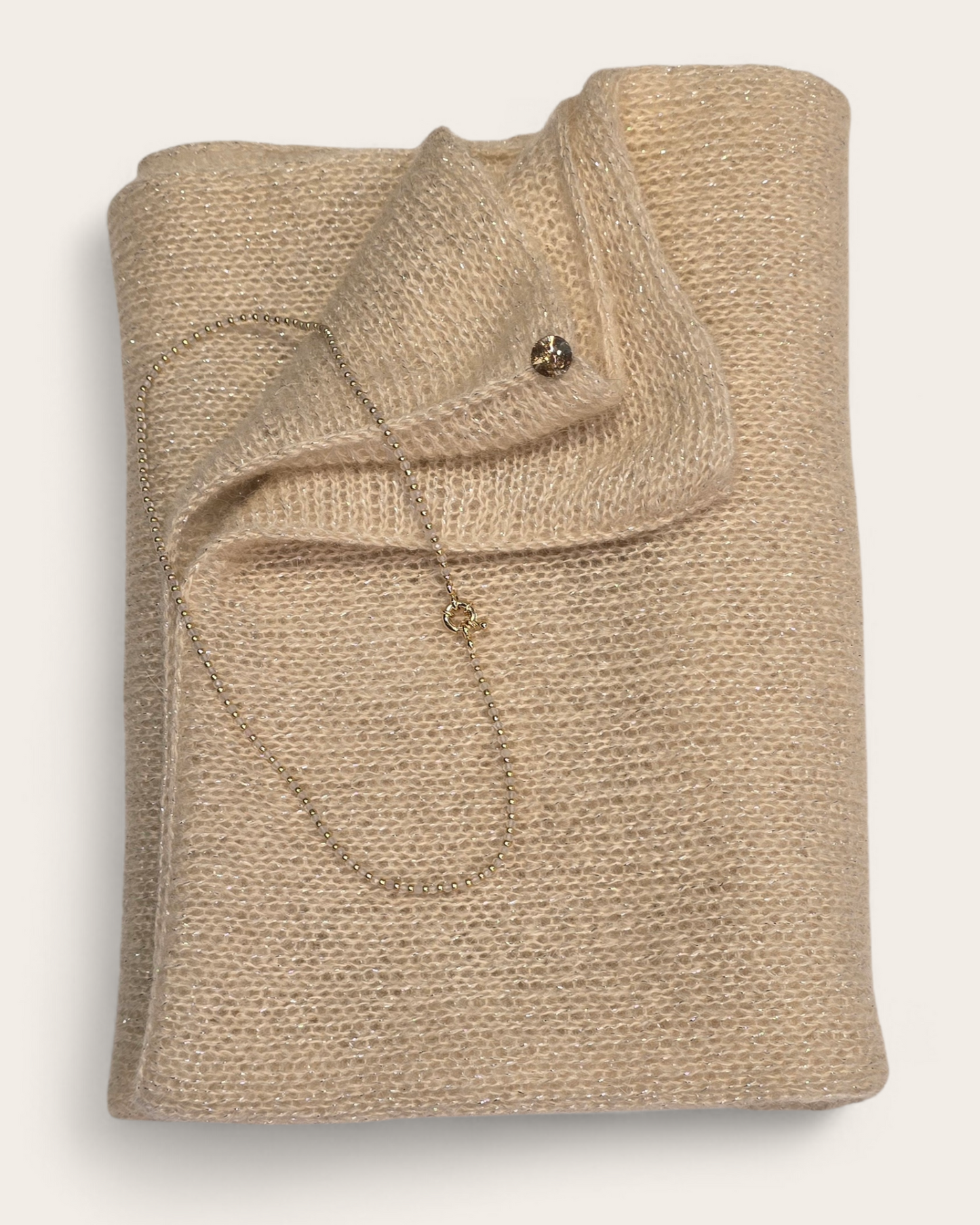 Champagnerfarbener, funkelnder Infinity-Schal