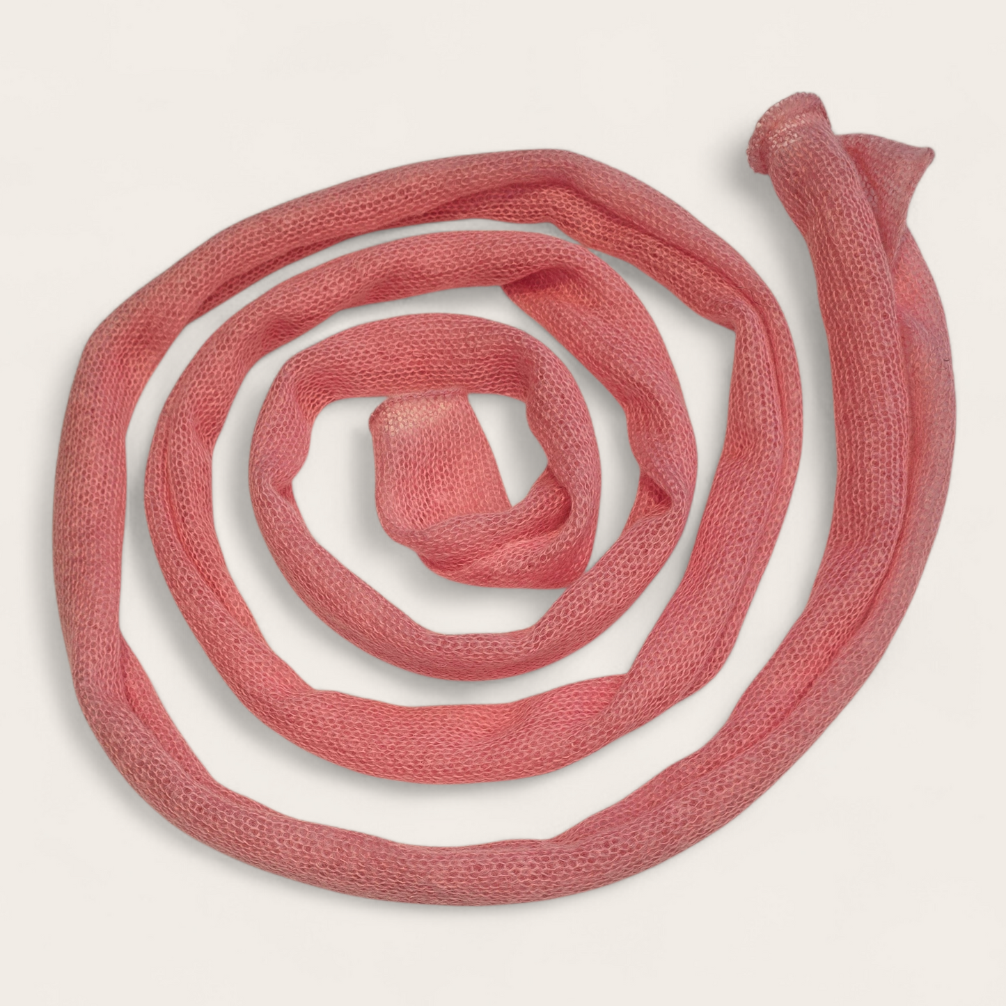 Langer, schmaler Strickschal aus Mohairseide – Rosa