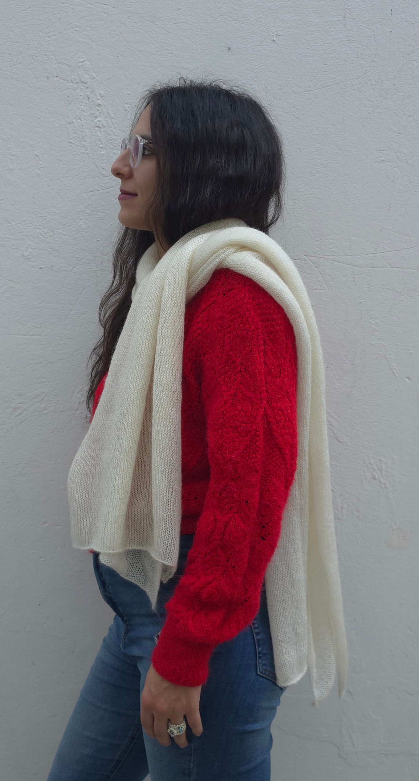 Großer, langer Strickschal aus Seidenmohair / Cremeweiß