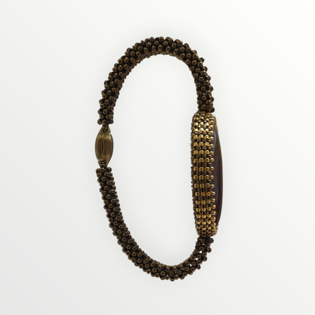 Armband aus Bronze mit Tigeraugensteinperlen