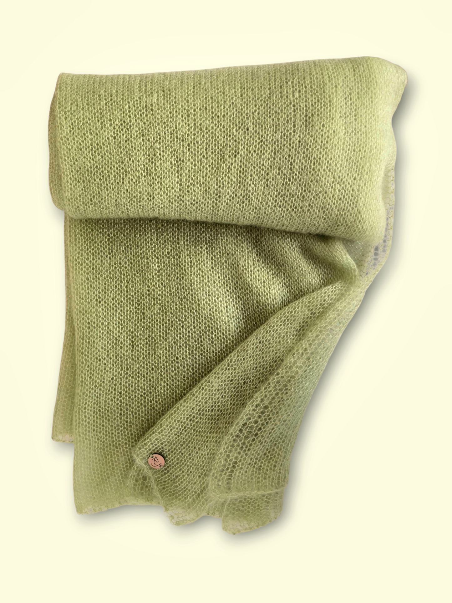 Langer, großer Strickschal aus Seidenmohair / Hellgrün-Mint